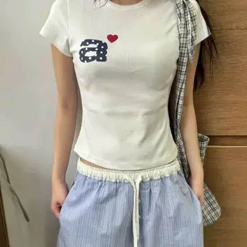 Aeae 티셔츠