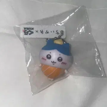 치이카와 x 쿠라스시 하치와레 키링