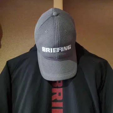 BRIEFING 그레이 메쉬 캡