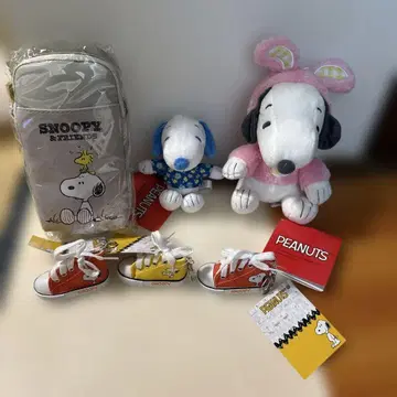 스누피 스마트폰 파우치 & 봉제 인형 세트 묶음 판매