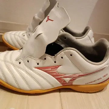 Mizuno 모나르시다 NEO III SELECT IN 풋살화