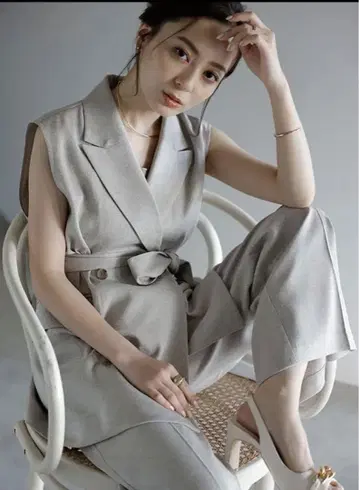 아뉴앙스 린넨 라이크 미들렝스 베스트 허리 벨트 베이지
