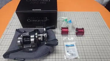 SHIMANO 17CALCUTTA CONQUEST BFS HG