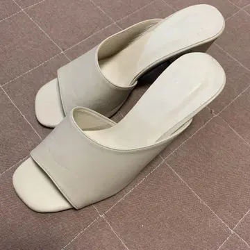 화이트 뮬 샌들 높은 힐 합성 피혁