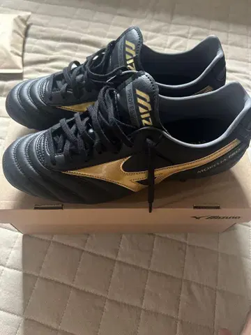 Mizuno 모렐리아 2 프로 블랙/골드