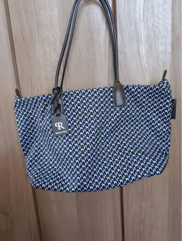 로베르타 피에리 토트백 새상품급