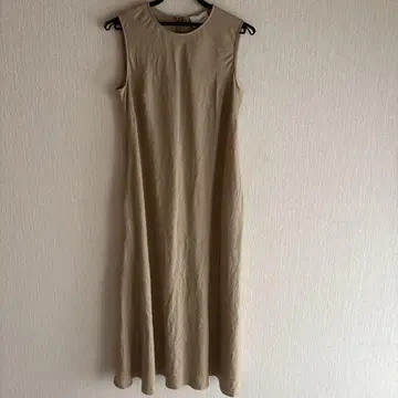 UNITED ARROWS 베이지 슬리브리스 롱 원피스