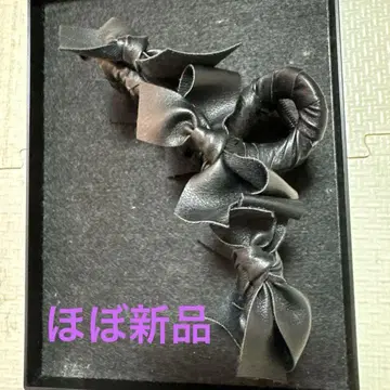 tress 가죽 르반 헤어 클립 (블랙) 거의 새상품