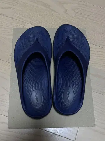 Oofos 네이비 리커버리 샌들 25cm
