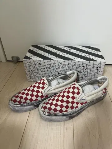 Vans Vault UA OG Classic Slip-On LX26.5
