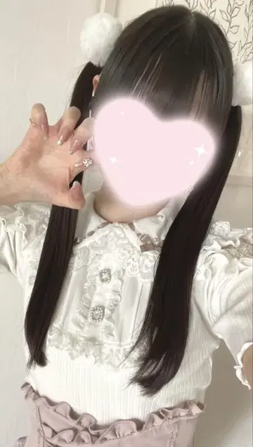 노에미 펄 리본 티셔츠
