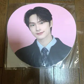 SEVENTEEN HOLIDAY 준 부채 팬미