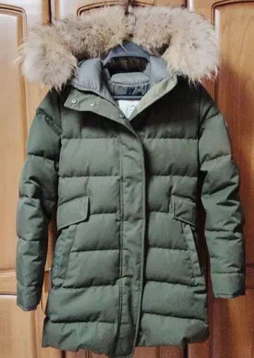 PYRENEX 올리브 그린 다운 자켓 새상품급