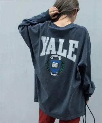 GOOD ROCK SPEED YALE 칼리지 로고 롱 슬리브 T셔츠