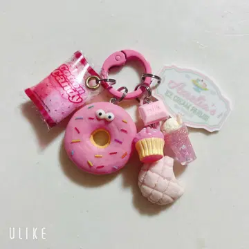 핑크 투성이 주렁주렁 키링