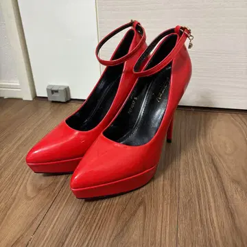 dazzy 스트랩 하이힐 23.5cm 레드