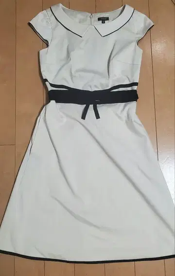 TOCCA 토카 원피스 사이즈 0 입학식 졸업식 결혼식 2차 모임