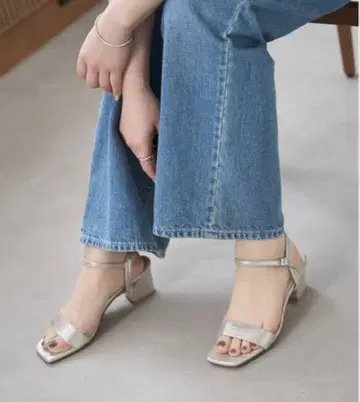 완판 르탈론 푹신 힐 샌들 5cm 박스 없음은 500엔 할인