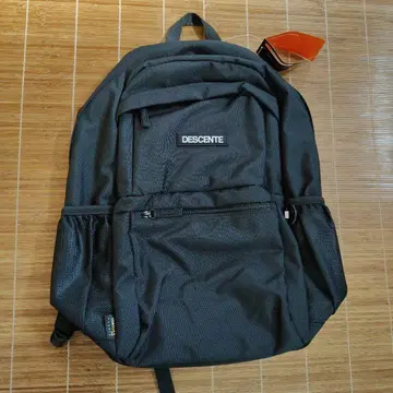 DESCENTE 블랙 백팩 24L
