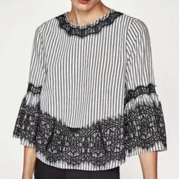 새상품급 ZARA 자라 코튼 레이스 스트라이프 백리본 블라우스 블랙