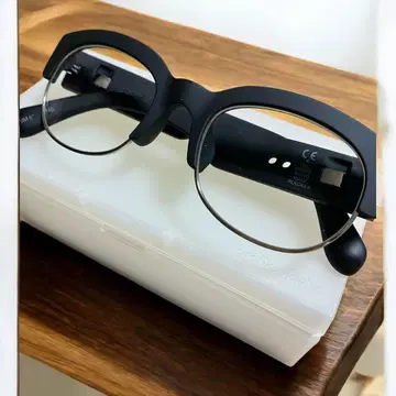 grafik plastic 매트 블랙 라운드 프레임 안경 케이스 포함