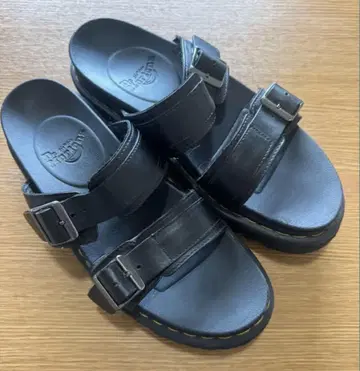Dr. Martens MYLES 스트랩 샌들 UK8 블랙