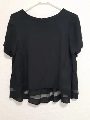 to be chic 상의 블랙 리본 시스루