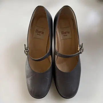 일본제 [ Marie femme ] 마리 팜 스트랩 펌프스 23.5