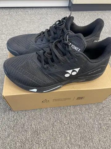 [새상품급] 25.5cm 요넥스(YONEX) 옴니클레이 코트용 테니스화