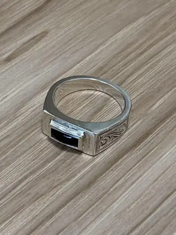 SAR Jewellery Leaf 반지 with Onyx 17호