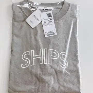 [ 새상품 미사용 ] SHIPS 라운드 프린트 로고 TEE 라이트 그레이