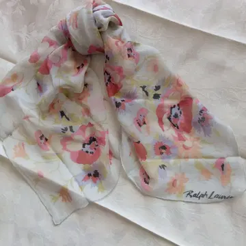 Ralph Lauren 플라워 프린트 스카프