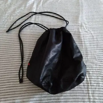 퍼머넌트 에이지 가죽 복조리 백