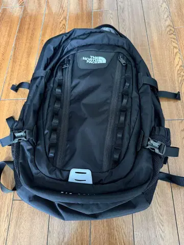 THE NORTH FACE 블랙 백팩
