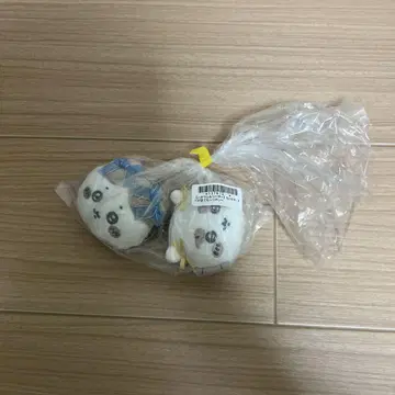 미개봉 새상품 [ 하치와레 & 시사 ] 치이카와 미니 동전 지갑 ~리본~