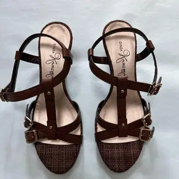 GINZA 카네마츠 브라운 스트랩 샌들 23.5cm