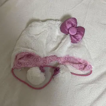 헬로키티 팬캡 폼폼 포함