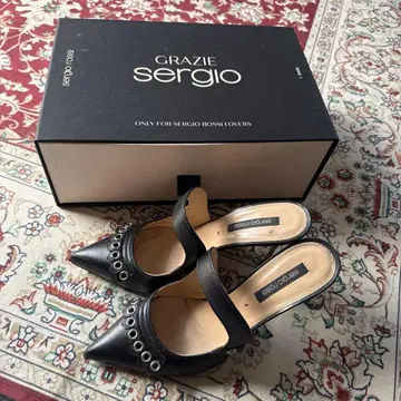 Sergio Rossi 블랙 뮬 37 1/2
