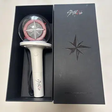 Stray Kids 응원봉 별 모양 화이트/레드