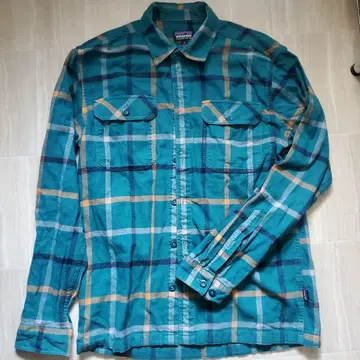 patagonia 체크 무늬 플란넬 셔츠 S 사이즈