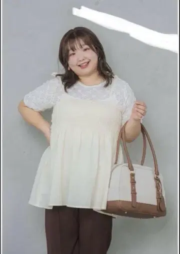 시마무라 yuki 코튼 셔링 뷔스티에 레이스 풀오버 세트