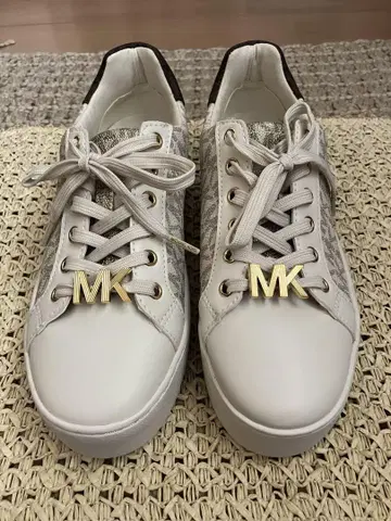 [새상품급] Michael Kors 스니커즈 MK 로고