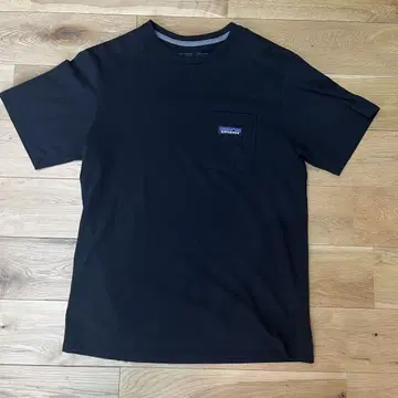 patagonia XS 블랙 티셔츠 파타고니아 레스폰시빌리티