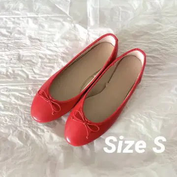 [미사용급 새상품급!] 빨간색 리본 플랫슈즈 sizeS 발레 슈즈