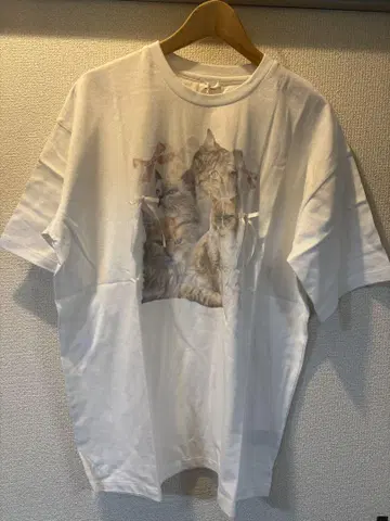 merryjenny 고양이 프린트 화이트 T