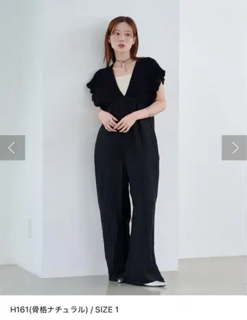 블랙 프릴 소매 올인원 사이즈 1