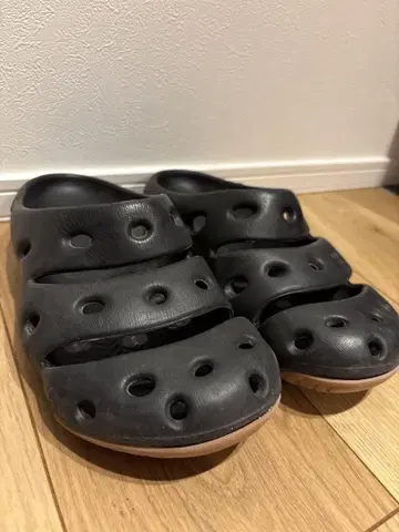 KEEN 블랙 요기 EU 26