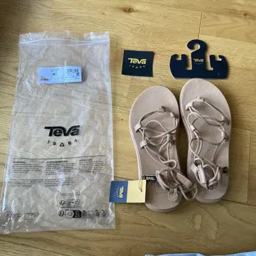 Teva VOYA INFINITY 스포츠 샌들