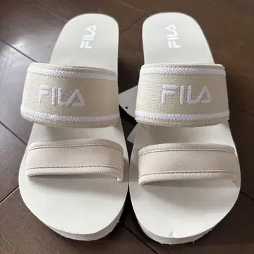 FILA 휠라 샌들 통굽 25cm 베이지