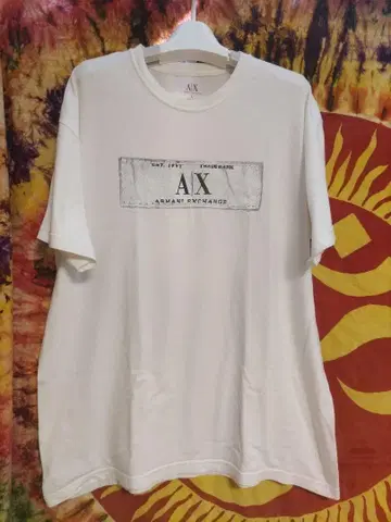 Armani Exchange 화이트 티셔츠 L 사이즈